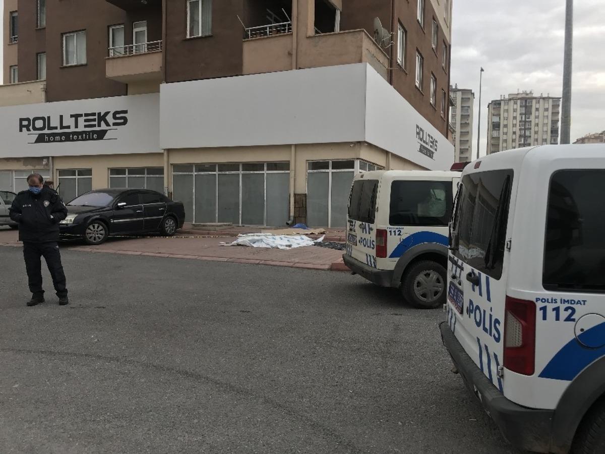 Bunalımda olan şahıs 7. Kattan atlayarak yaşamına son verdi