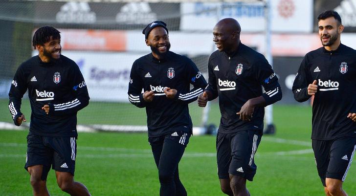Beşiktaş'ın Çaykur Rizespor ile yapacağı maçın kamp kadrosu belli oldu
