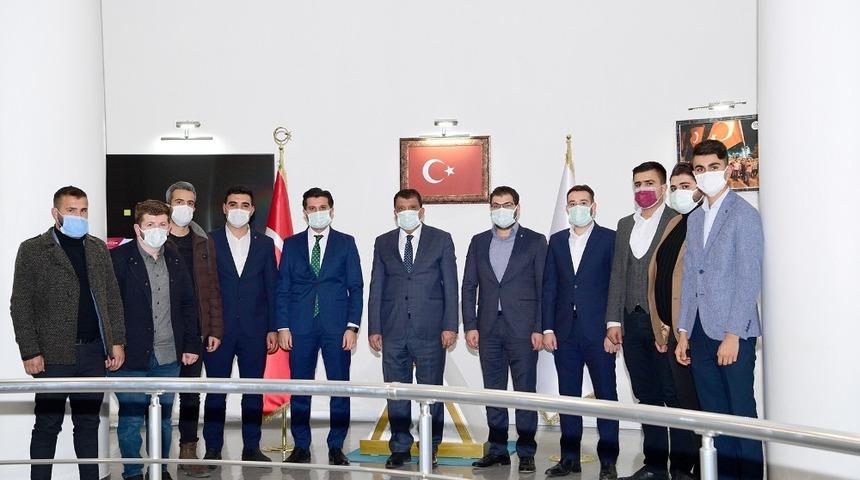 AK Partili gençlerden Başkan Gürkan’a ziyaret