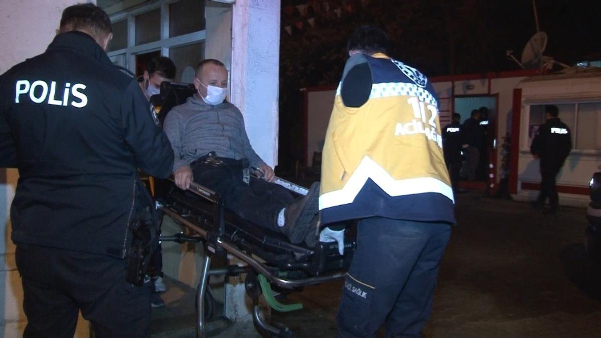 K&uuml;&ccedil;&uuml;k&ccedil;ekmece&rsquo;de bir otoparkın &ccedil;ay ocağına silahlı saldırı: 1 yaralı