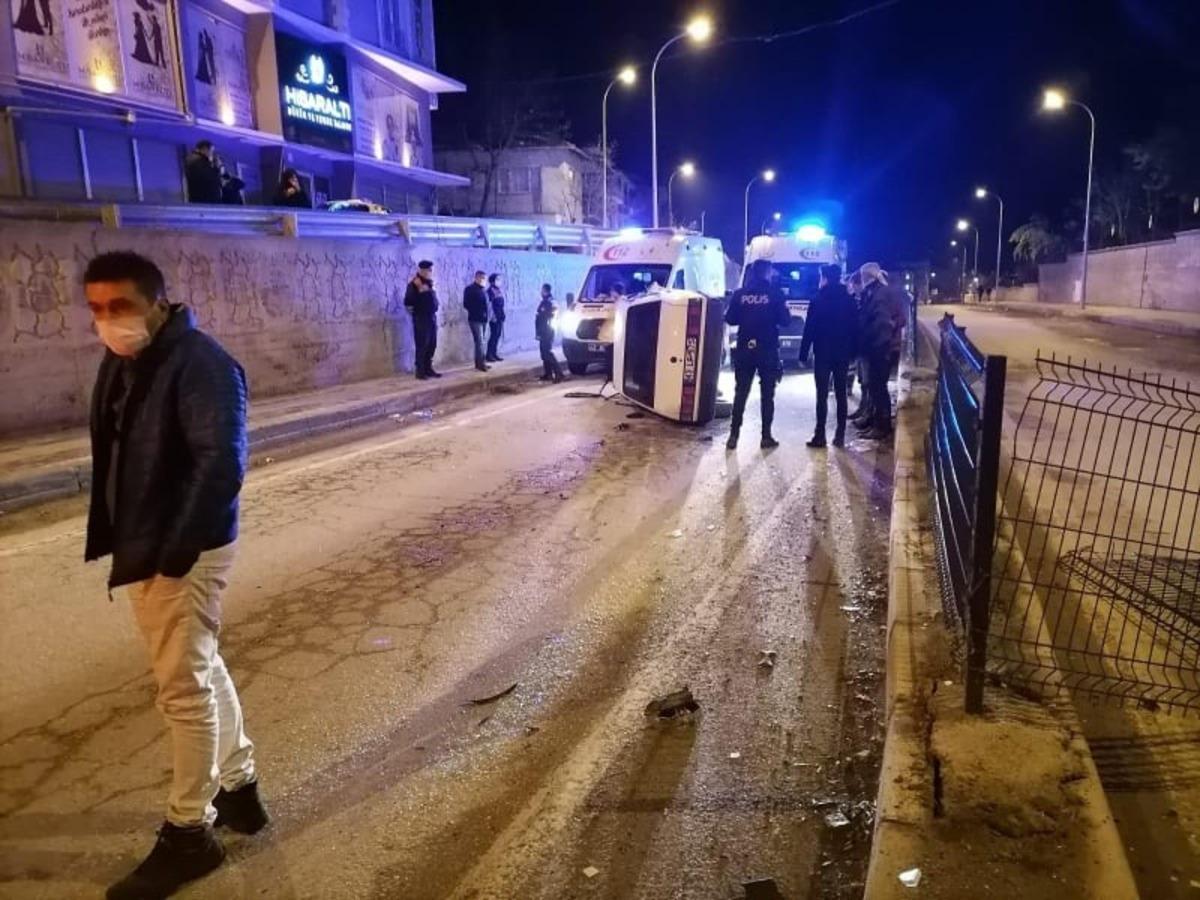 Emet&rsquo;te trafik kazası: 3 yaralı