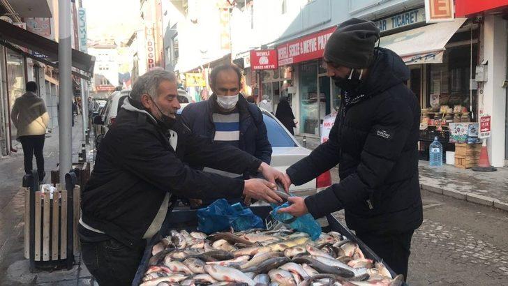 Çoruh Balığı tezgahta yerini aldı G1