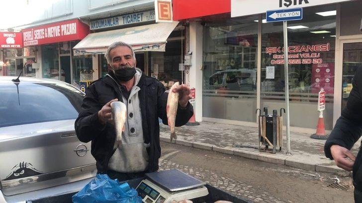 Çoruh Balığı tezgahta yerini aldı G3