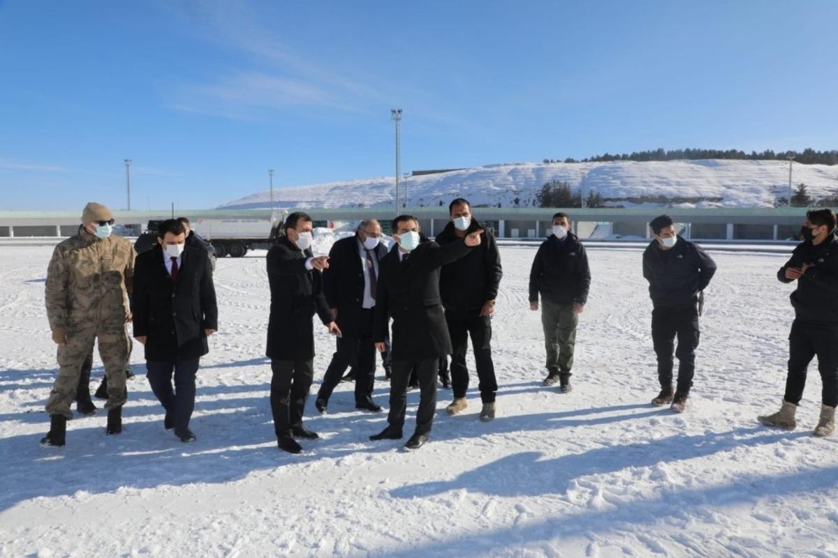 Vali &Ouml;ks&uuml;z, Sarıkamış&rsquo;ta