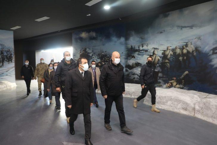 Vali Öksüz, Sarıkamış’ta G2