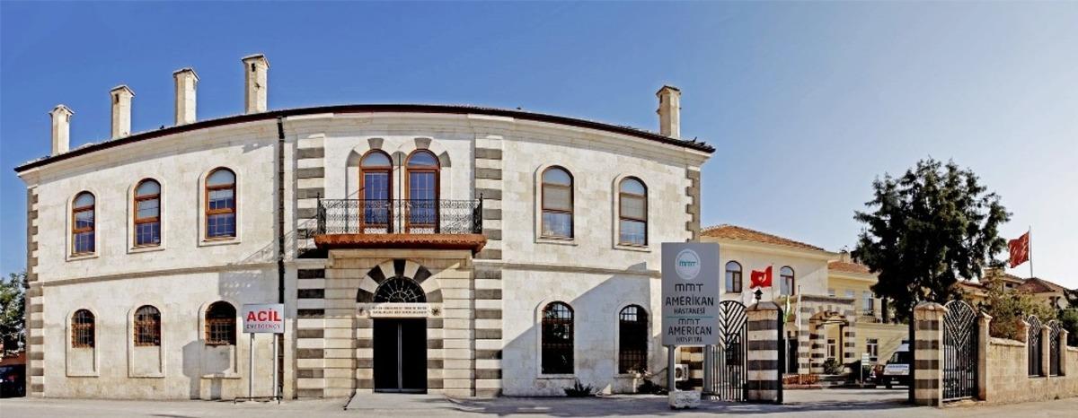 &Ouml;zel MMT Amerikan Hastanesi&rsquo;nde bayrak değişimi