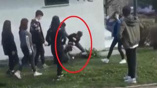 Kızlardan 'sevgili' dayağı! Birbirlerine girdiler