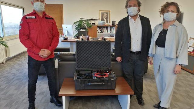 AKUT’un 4. sismik ve akustik dinleme cihazı Denizli ekibine bağışlandı