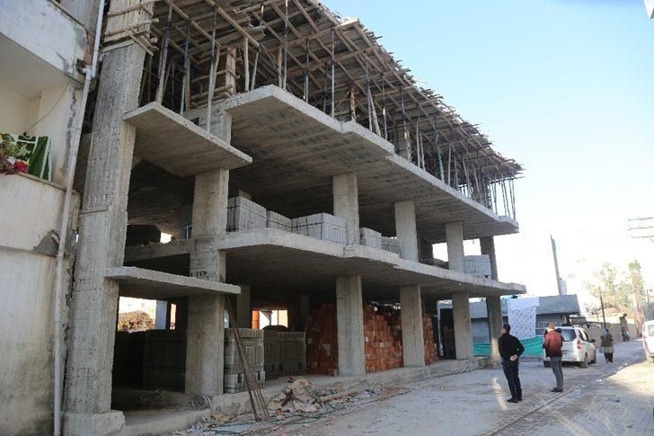 Cizre’de kaçak yapılara geçit verilmiyor G5