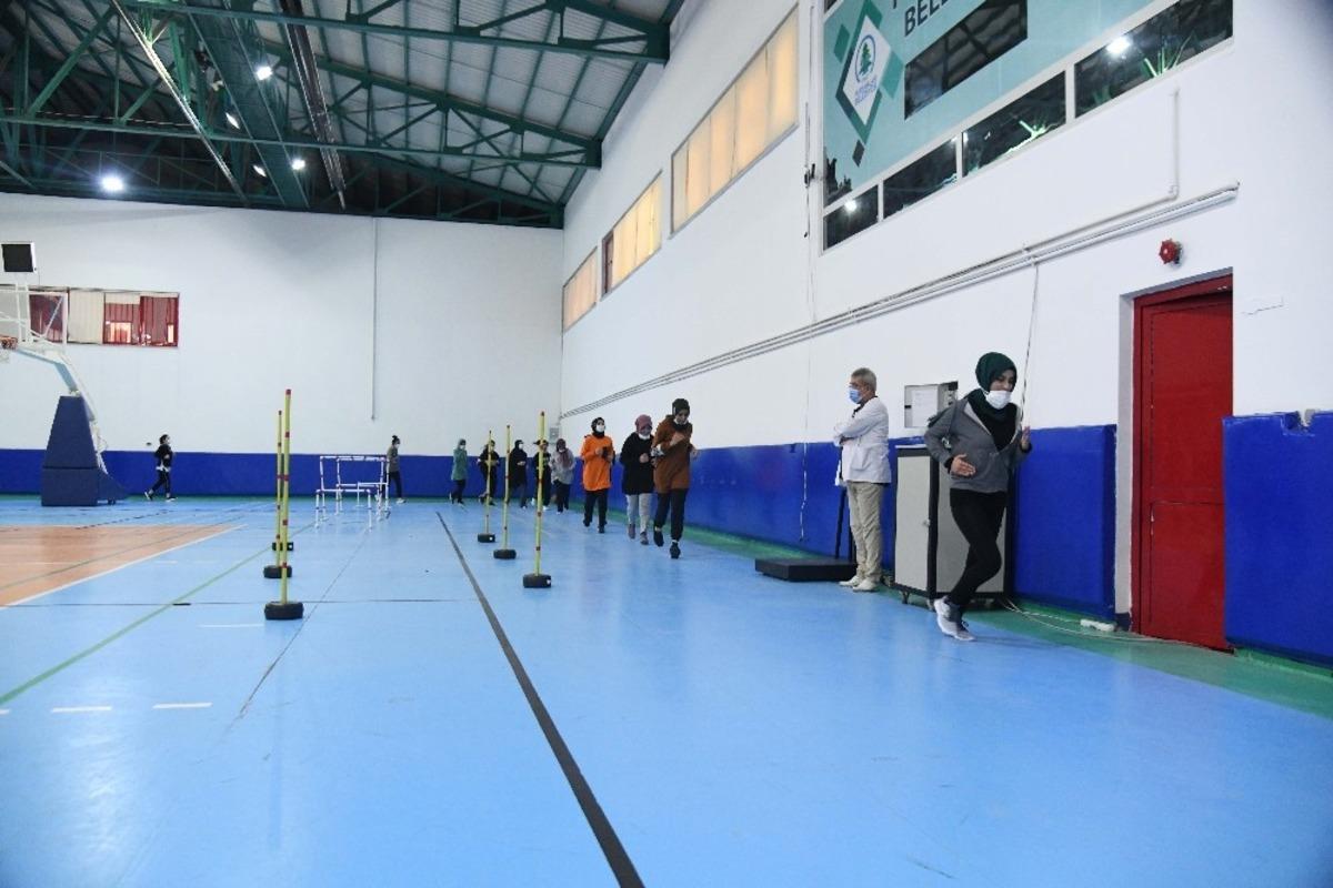 Pursaklar&rsquo;da gen&ccedil; polis adaylarına yetenek kursu