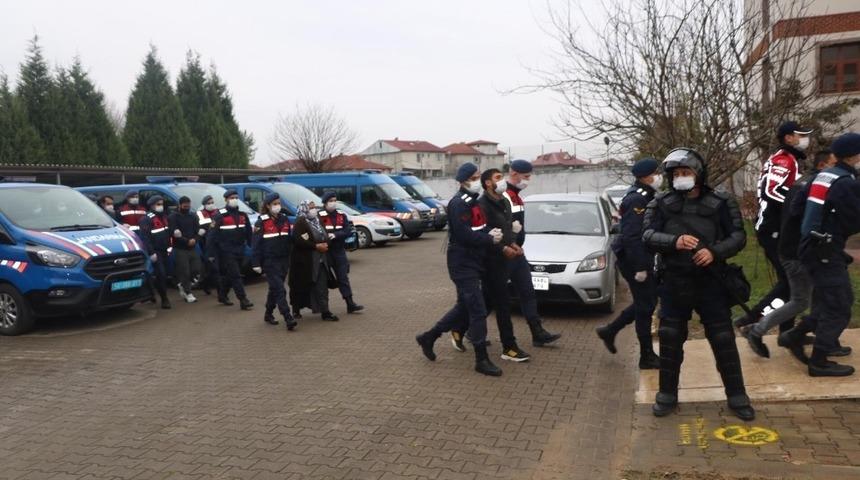 Sakarya&rsquo;da jandarma ekiplerince yakalanan bin 95 kişi tutuklandı