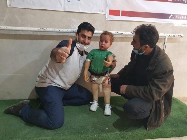 Savaşın çocuklarına protez takarak hayata bağlanıyor G1