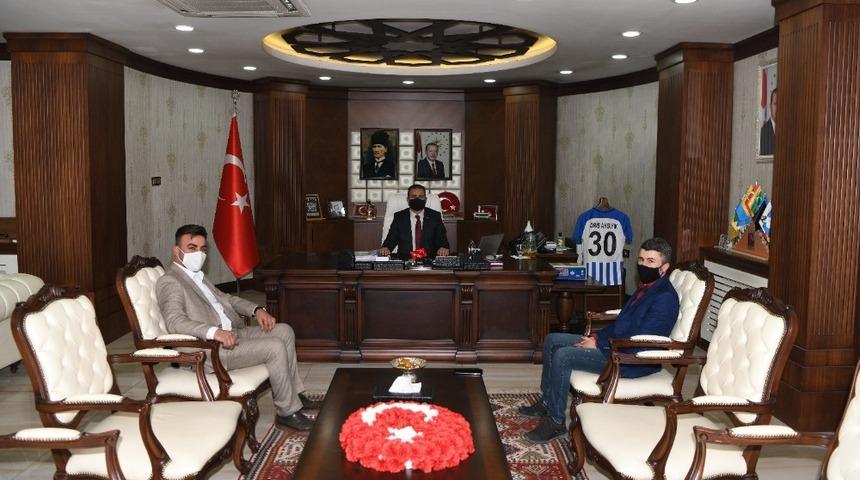 İş adamı İşleyen&rsquo;den Vali Akbıyık&rsquo;a ziyaret