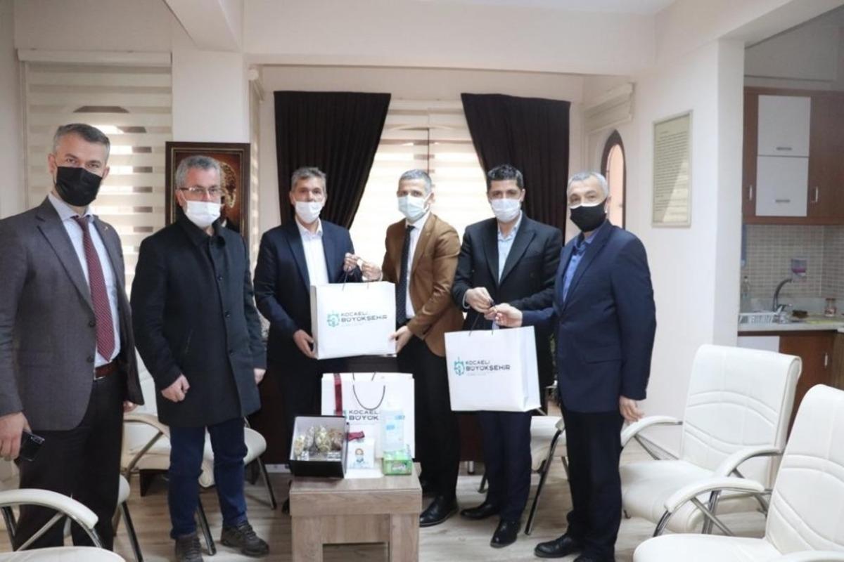 B&uuml;y&uuml;kşehir&rsquo;den Muhtarlara sağlık sepeti