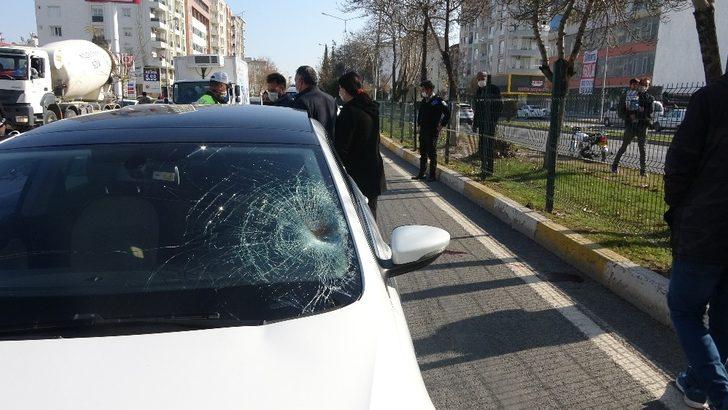 Eski belediye başkanının aracı yayaya çarptı: 1 yaralı G3