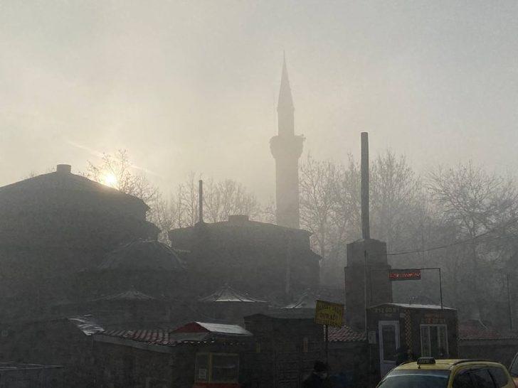 Afyonkarahisar’da sisli hava etkili oldu G3
