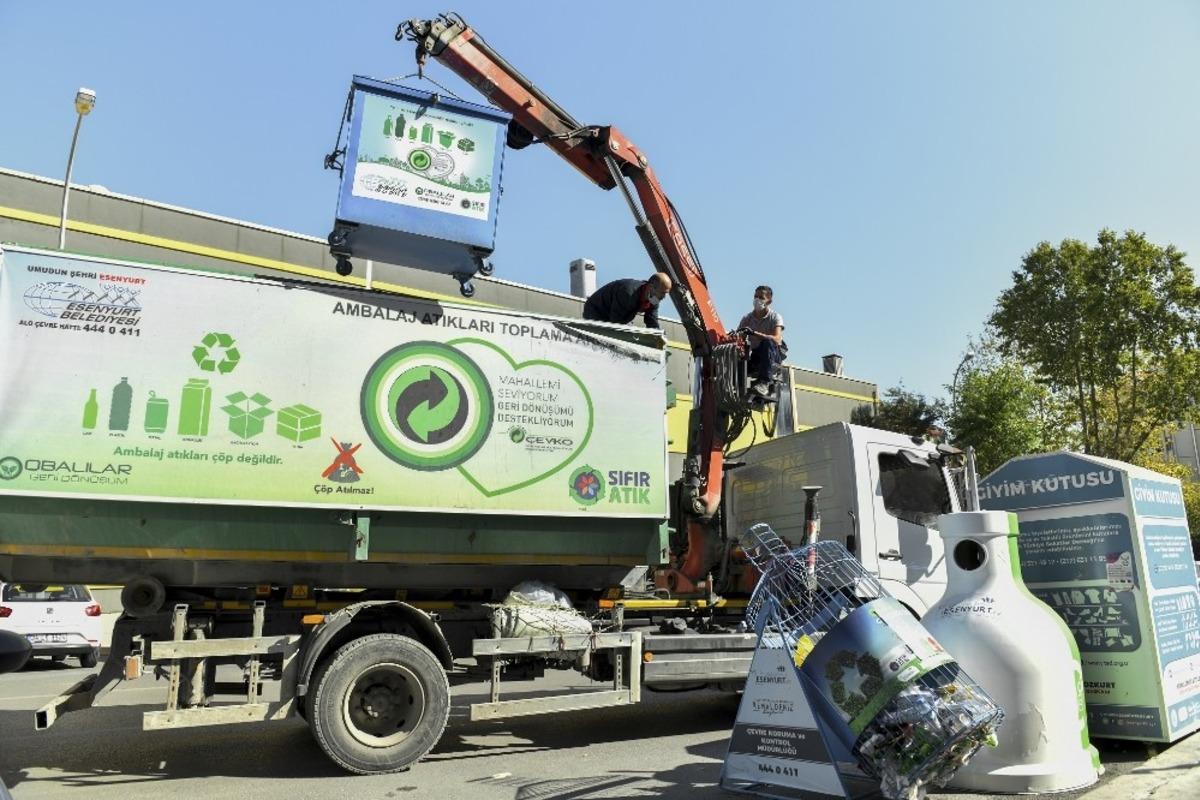 Esenyurt Belediyesi tonlarca atığın geri d&ouml;n&uuml;ş&uuml;m&uuml;n&uuml; sağlamaya başladı