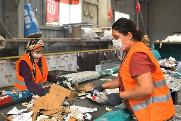 Esenyurt Belediyesi tonlarca atığın geri dönüşümünü sağlamaya başladı G4