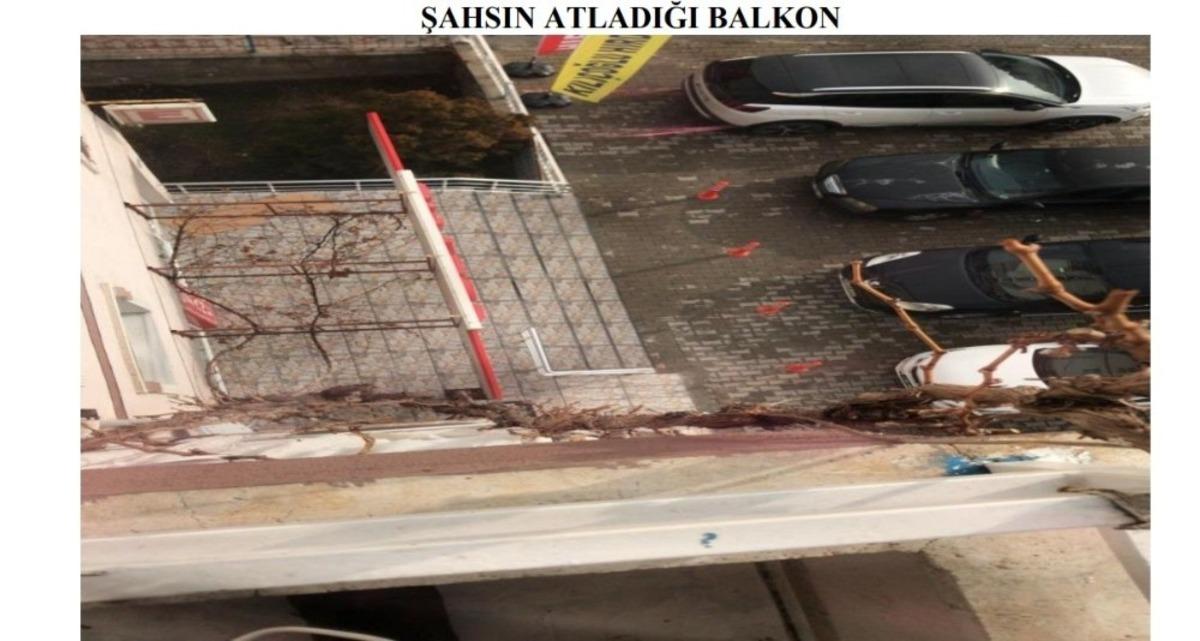 FET&Ouml; firarisi eski 2 emniyet m&uuml;d&uuml;r&uuml; gaybubet evinde yakalandı