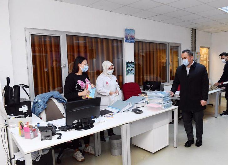 Beyoğlu’nda ihtiyaç sahiplerinin yüzü sosyal market ile gülüyor G3