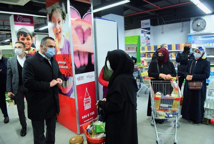 Beyoğlu’nda ihtiyaç sahiplerinin yüzü sosyal market ile gülüyor G5