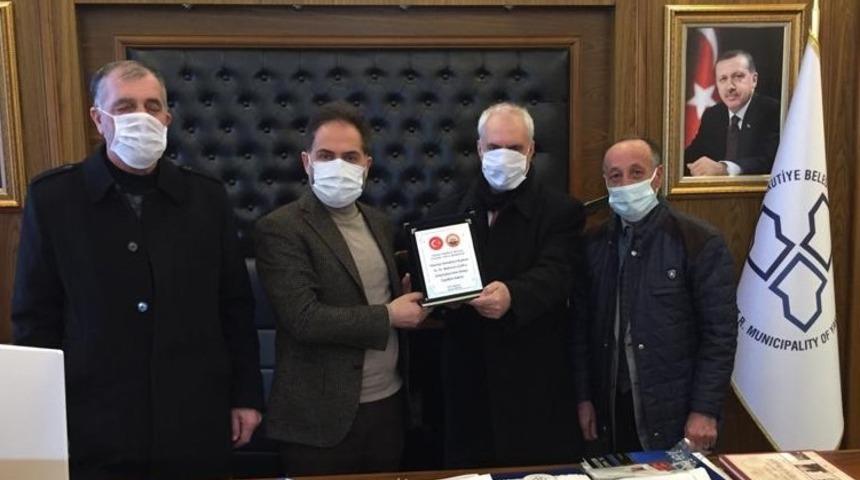 Emeklilerden Başkan Uçar’a ziyaret