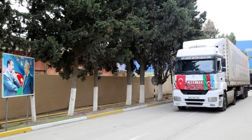 Kardeş ülke Azerbaycan’a gönderilen yardım tırı ulaştı