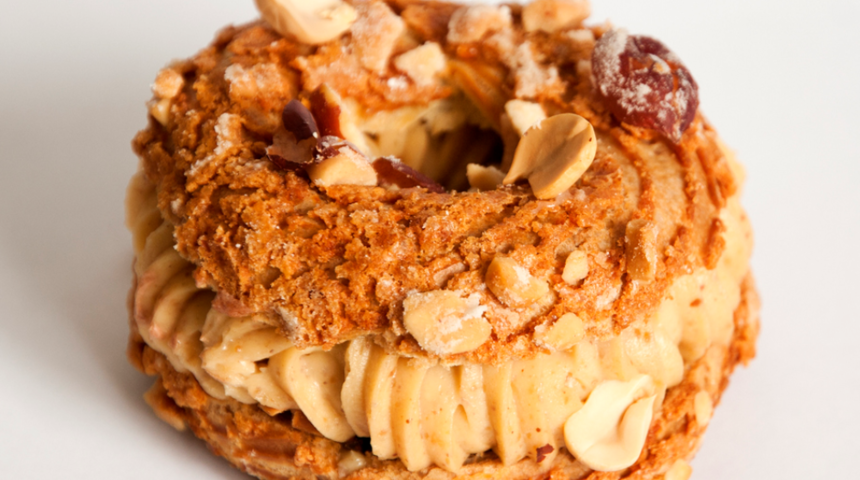 Hem adıyla hem de tadıyla havalı: Çıtır hamur, ağızda eriyen kremasıyla Paris Brest tatlısı