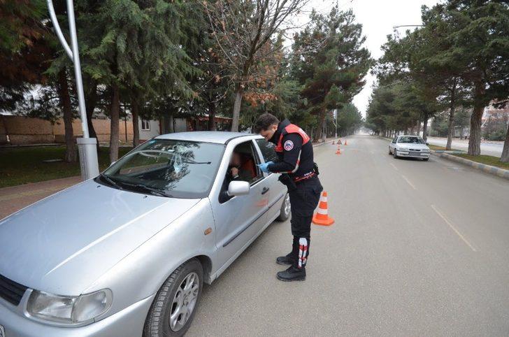 Burdur’da 1 haftada 605 araç sürücüsüne ceza G2