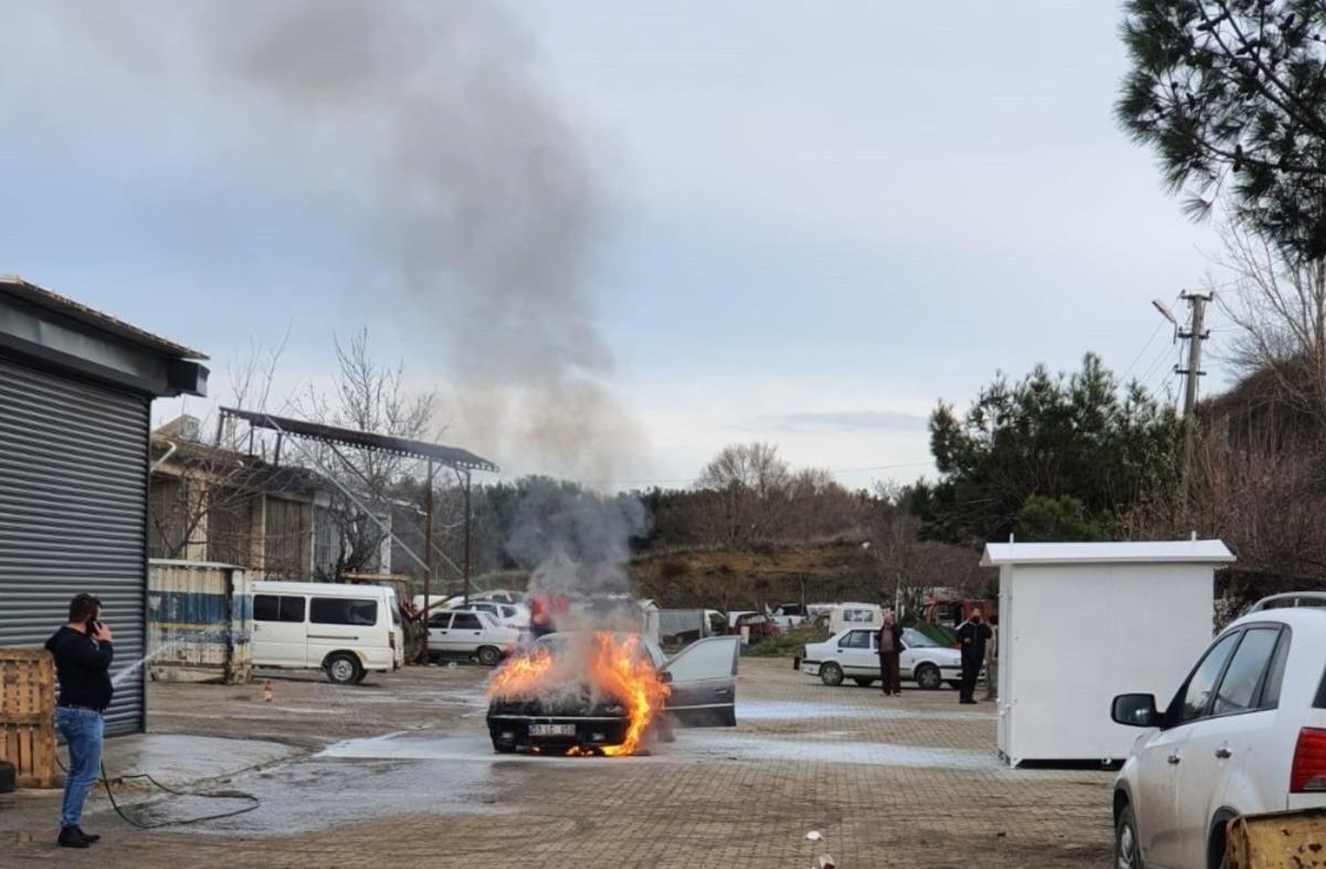 Cami imamının LPG&rsquo;li otomobili alev topuna d&ouml;nd&uuml;