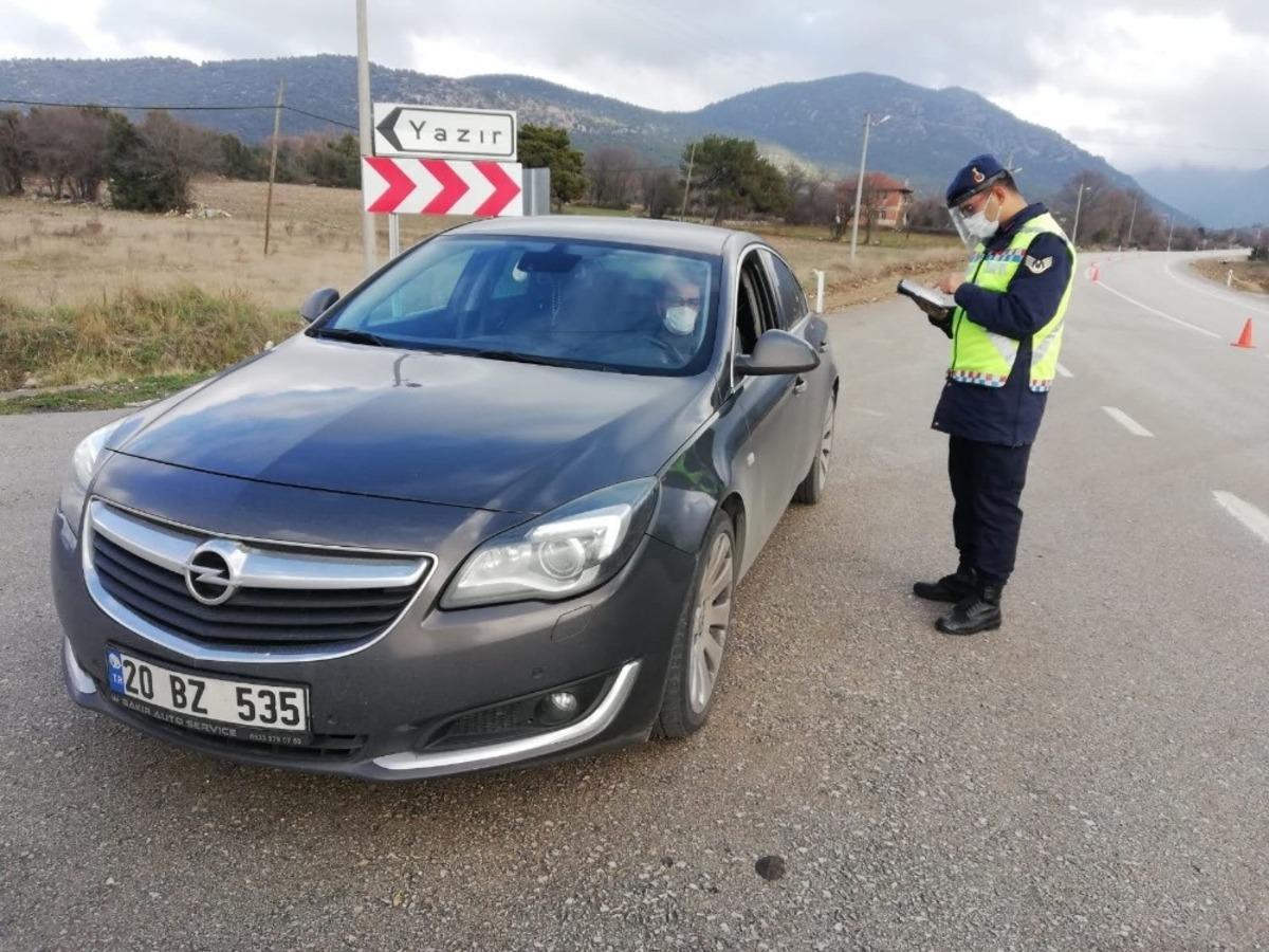 Burdur&rsquo;da Jandarmadan trafik denetimi