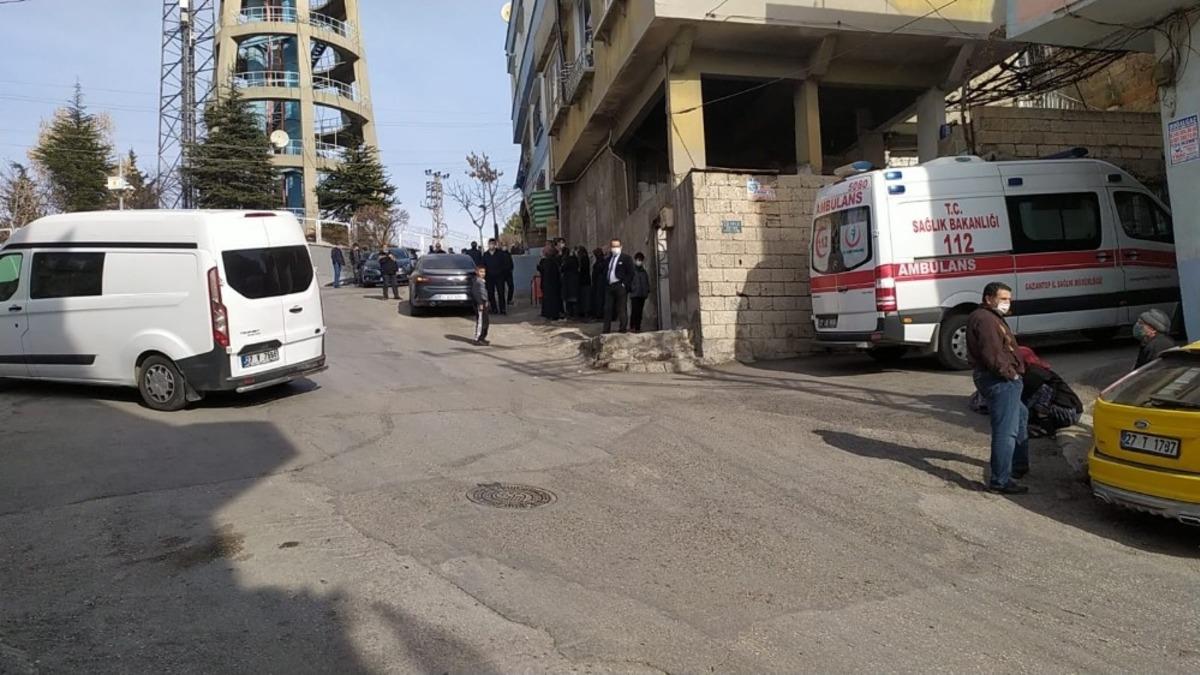 Gaziantep&rsquo;te karbonmonoksit faciası: Oğlu &ouml;ld&uuml;, anne yoğun bakımda