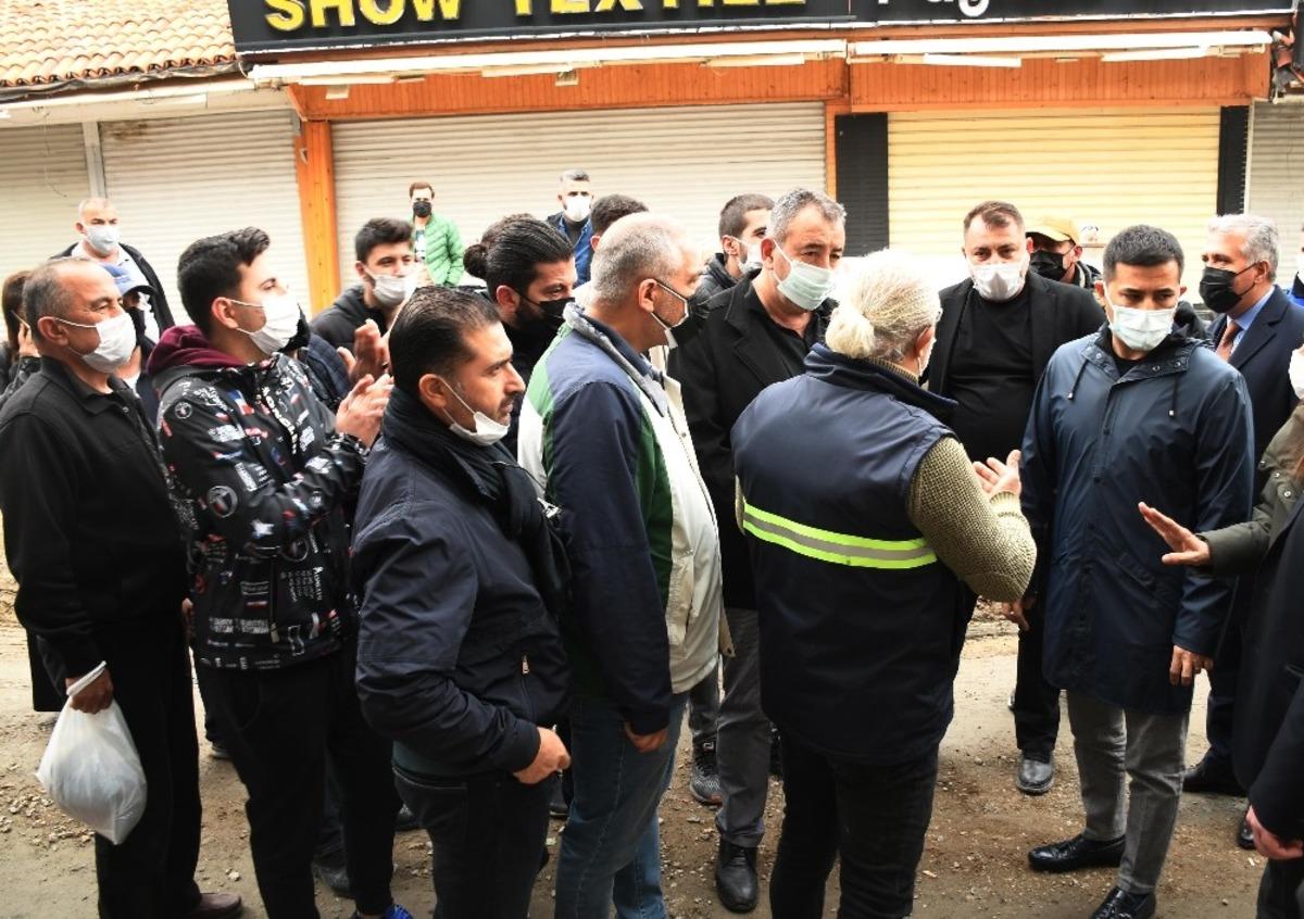 Ticaret Odası Başkanı Akdoğan, &ccedil;arşılarda y&uuml;r&uuml;t&uuml;len &ccedil;alışmaları inceledi
