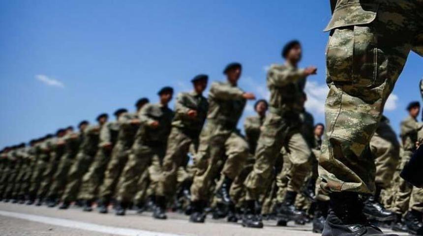 Asker rütbeleri sıralaması nedir? İşte maaşları ve görevleri ile küçükten büyüğe asker rütbeleri!