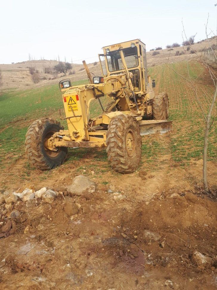 Yukarı Künye ile Aşağı Künye arasındaki yolun genişletme çalışmaları başladı G2