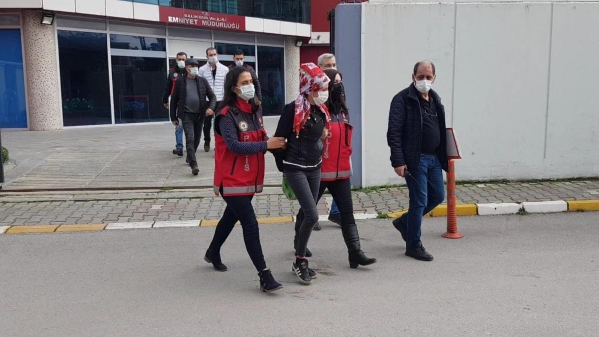 B&uuml;fe a&ccedil;mak i&ccedil;in kuyumcuyu soydular