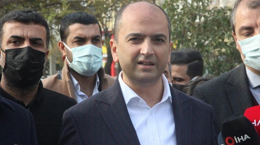 AK Parti&rsquo;den Fikri Sağlar, Can Ataklı ve İlker Başbuğ hakkında su&ccedil; duyurusu