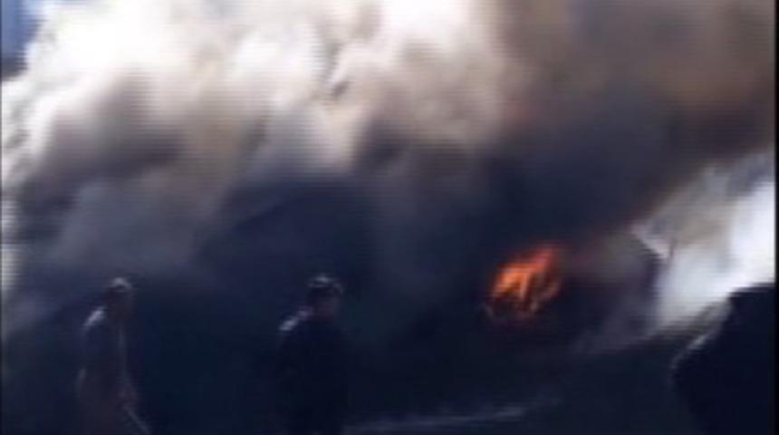 Bing&ouml;l&rsquo;de ahır yangını ,hayvanlar son anda kurtarıldı