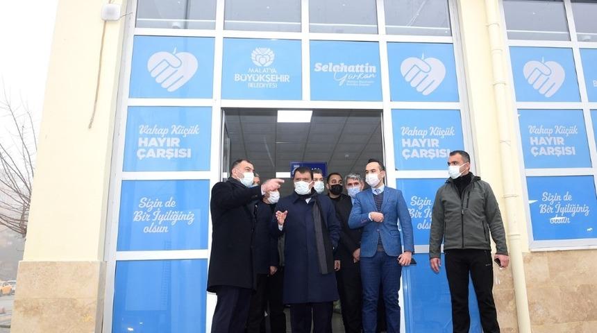 Vahap Küçük Hayır Çarşısı açılıyor