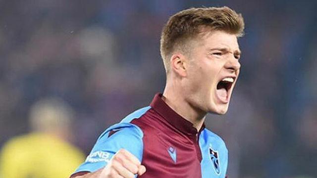 Galatasaray'a transferi konuşuluyordu! Sörloth için açıklama geldi!