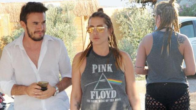 Mustafa Ceceli'nin olaylı bir şekilde evlendiği Selin İmer hamile mi?