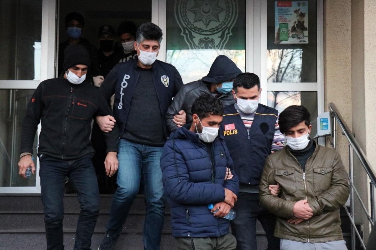 Sakarya&rsquo;da polis ekiplerince yakalanan bin 587 kişi tutuklandı