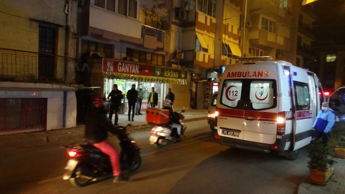 İzmir&rsquo;de vahşet: Babasını 25 yerinden bı&ccedil;aklayarak &ouml;ld&uuml;rd&uuml;