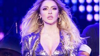 Hadise makyajsız doğal halini paylaştı!