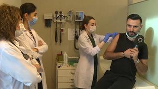 Alişan canlı yayında koronavirüs aşısı oldu: Örnek olmak istedim