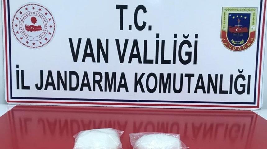 Van&rsquo;da uyuşturucu ve silah ele ge&ccedil;irildi