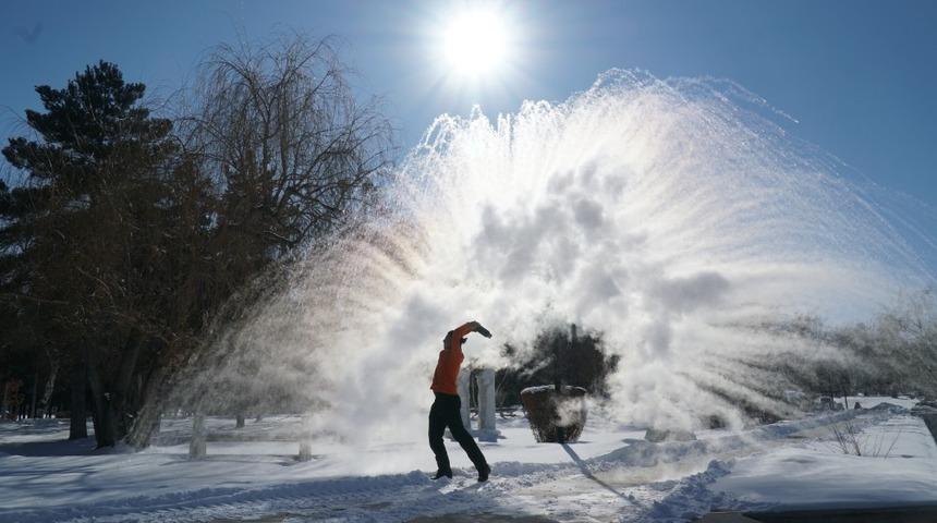 Doğu&rsquo;da soğuk hava etkisini s&uuml;rd&uuml;r&uuml;yor