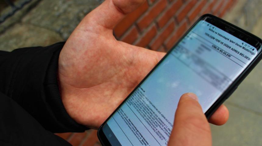 İnternette gezinirken ortaya çıktı! 5 kişilik aile hayatlarının şokunu yaşadı