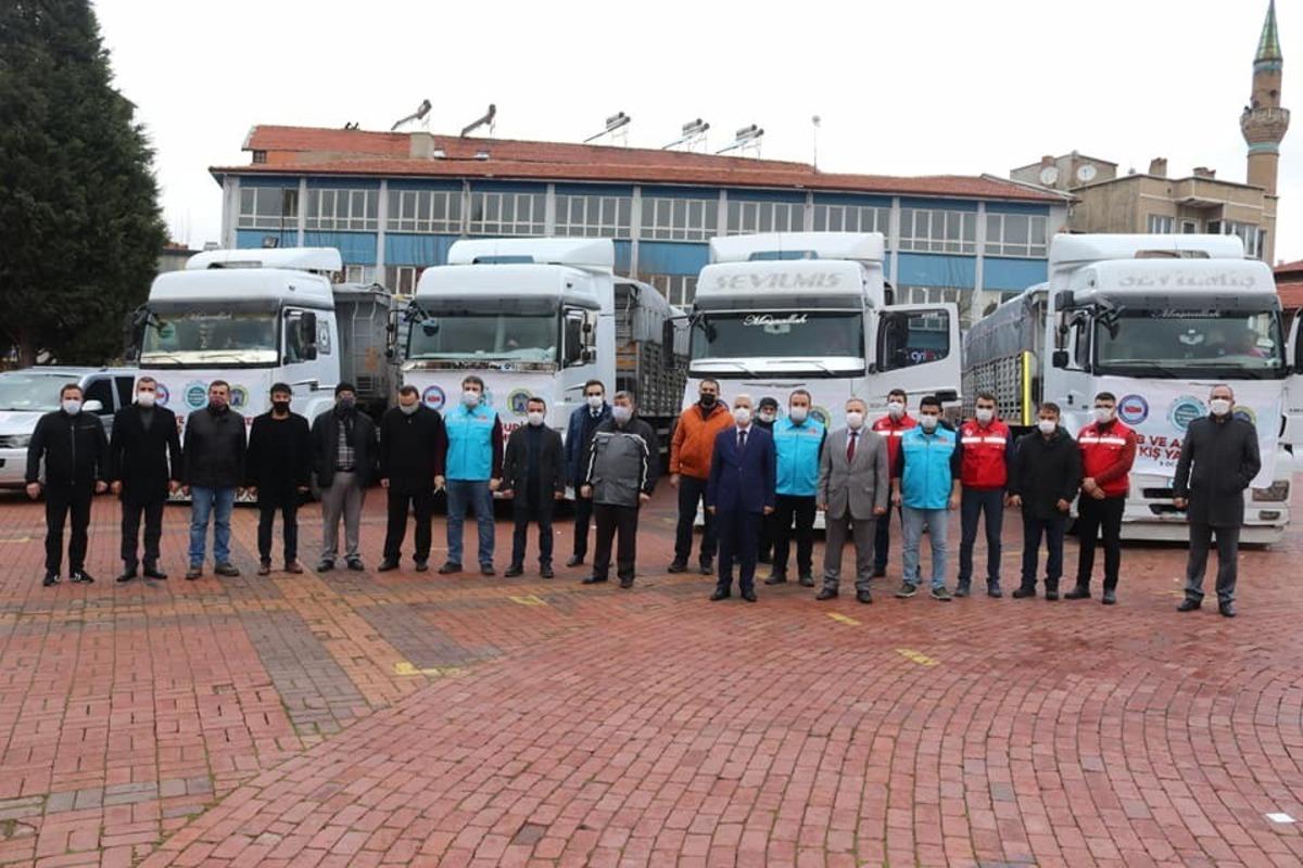 Tavşanlı&rsquo;dan Suriye&rsquo;ye yardım tırları yola &ccedil;ıktı