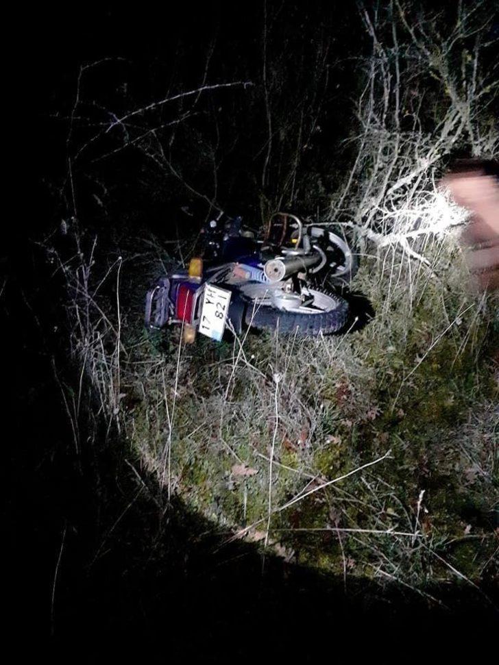 Çalıntı motoru muhtar ve köyün gençleri buldu G2